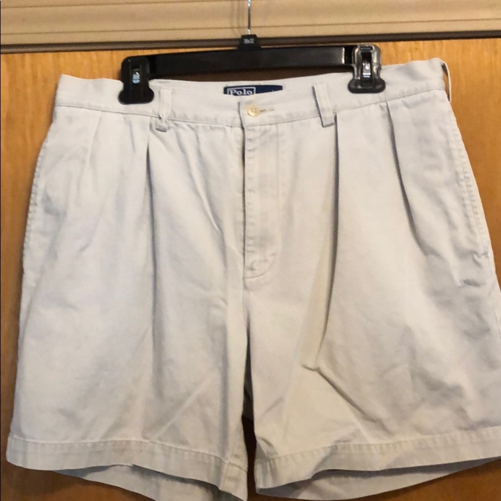 Polo Andrew Short. Size 34 Khaki